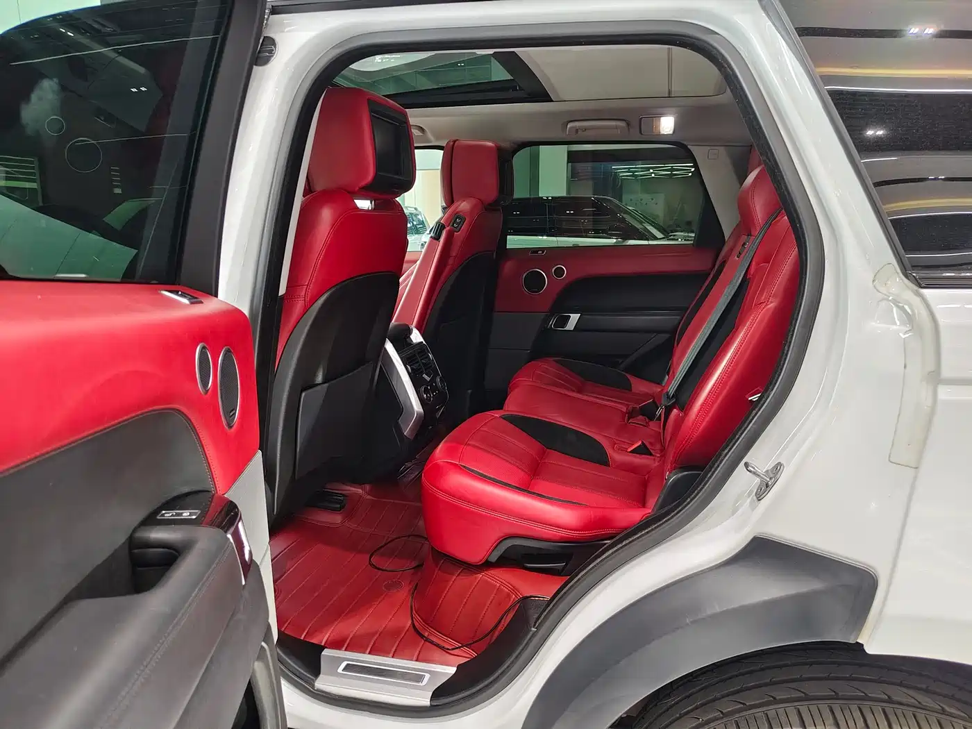 Land Rover Range Rover Sport 2020 3.0 L6 HSE DYNAMIC фото 11