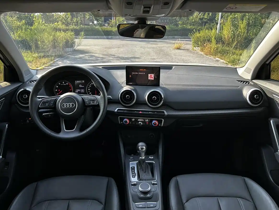 Audi Q2L 2023 2022 35 TFSI Fashion Dynamic