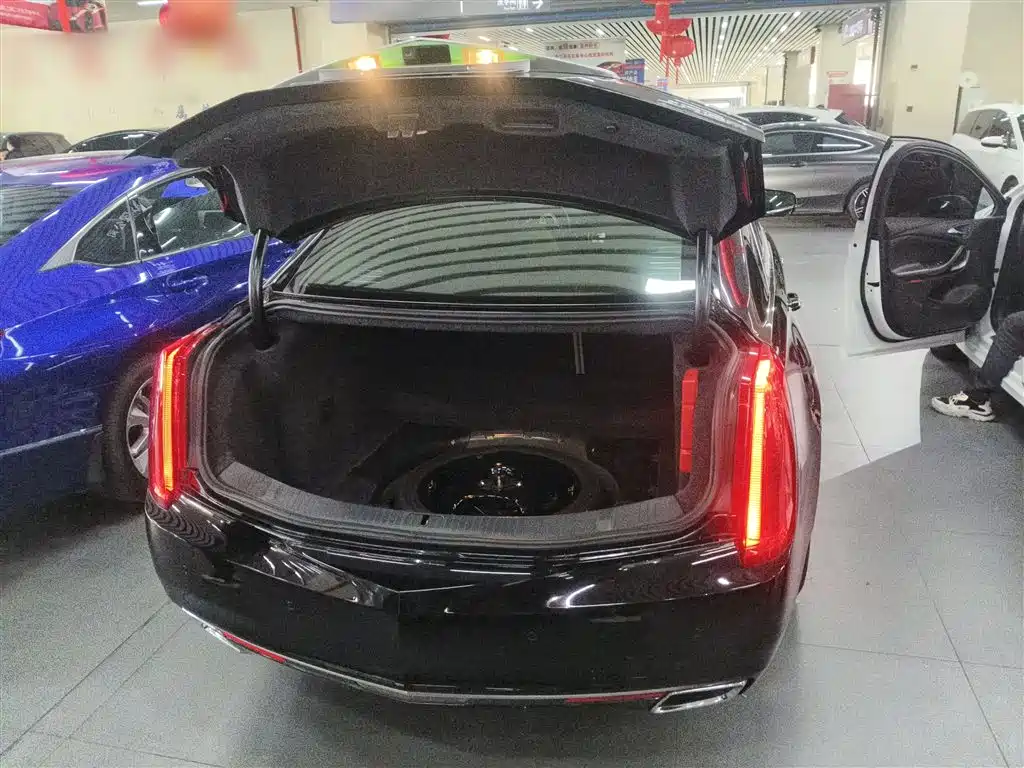Cadillac XTS 2016 28T Technology фото 19