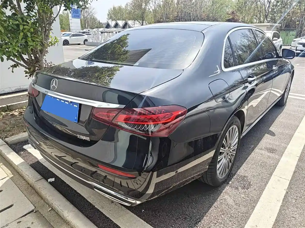  E CLASS