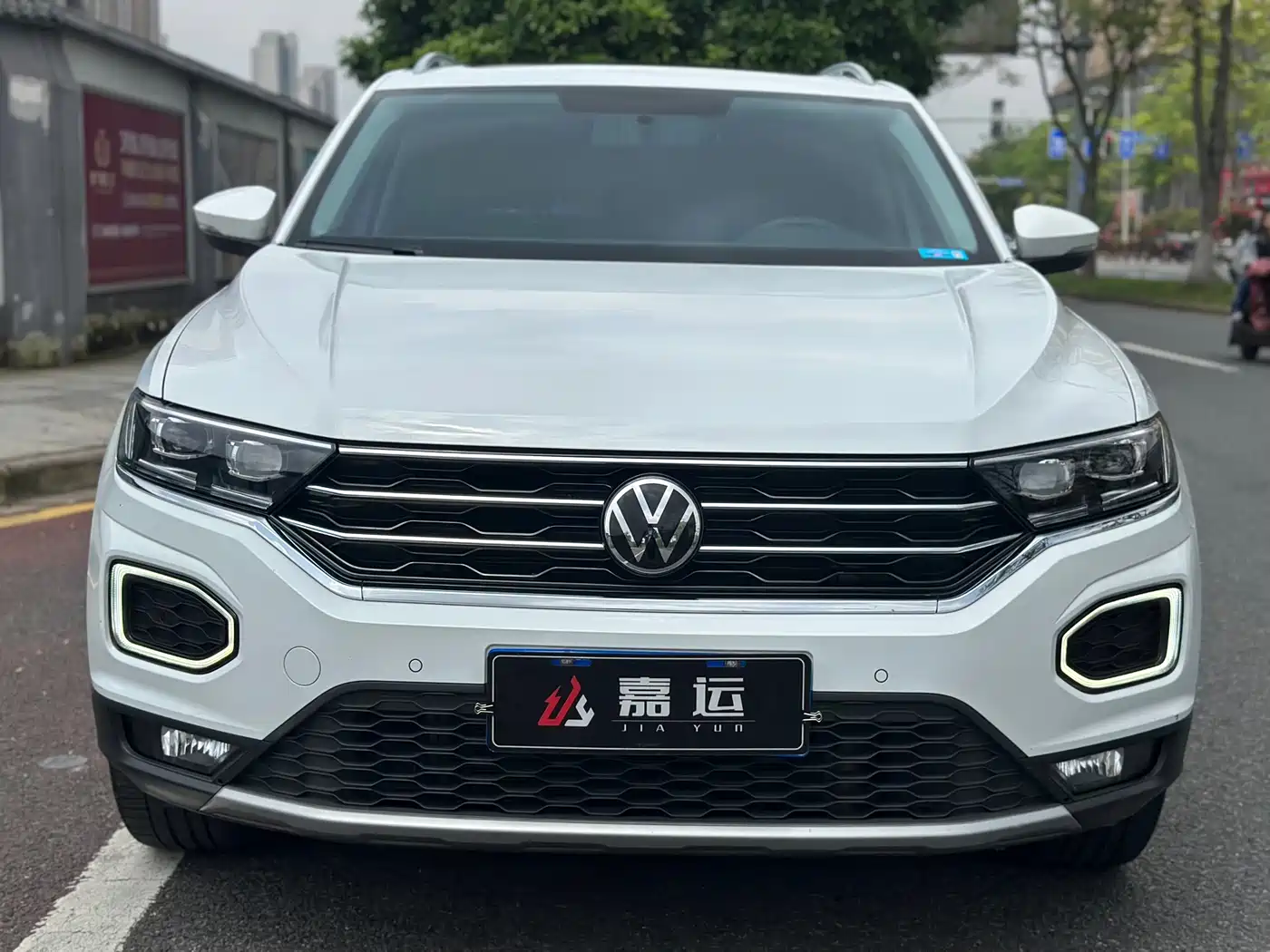 Volkswagen T-ROC 2022 280TSI DSG 2WD Comfort PLUS фото 2