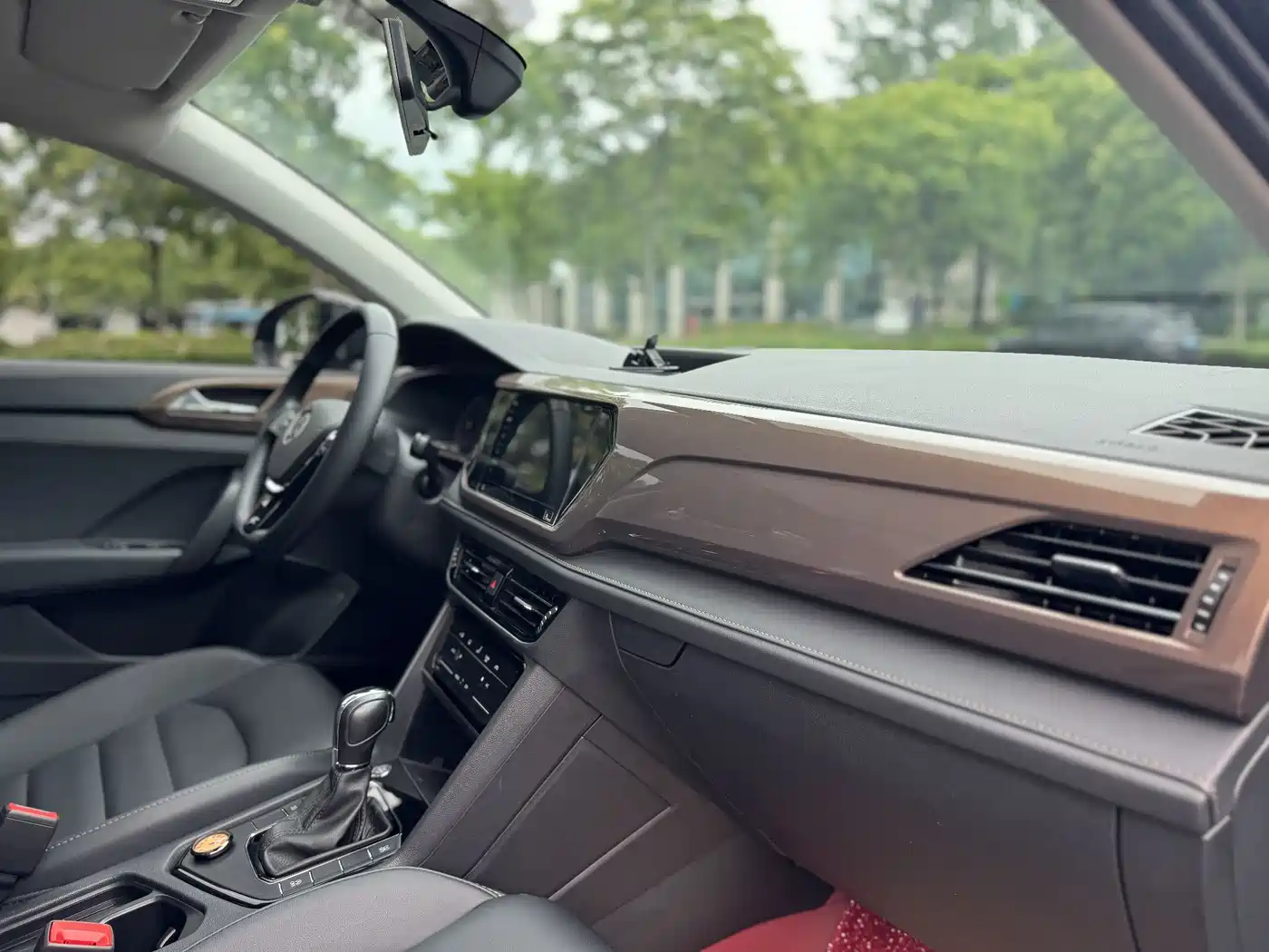 Volkswagen Tharu 2021 Model 280TSI 2WD Comfort Edition фото 5