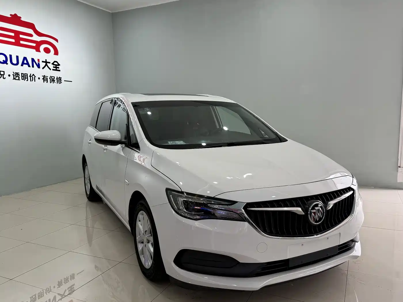Buick GL6 2018 18T 6-Seater Elite фото 2