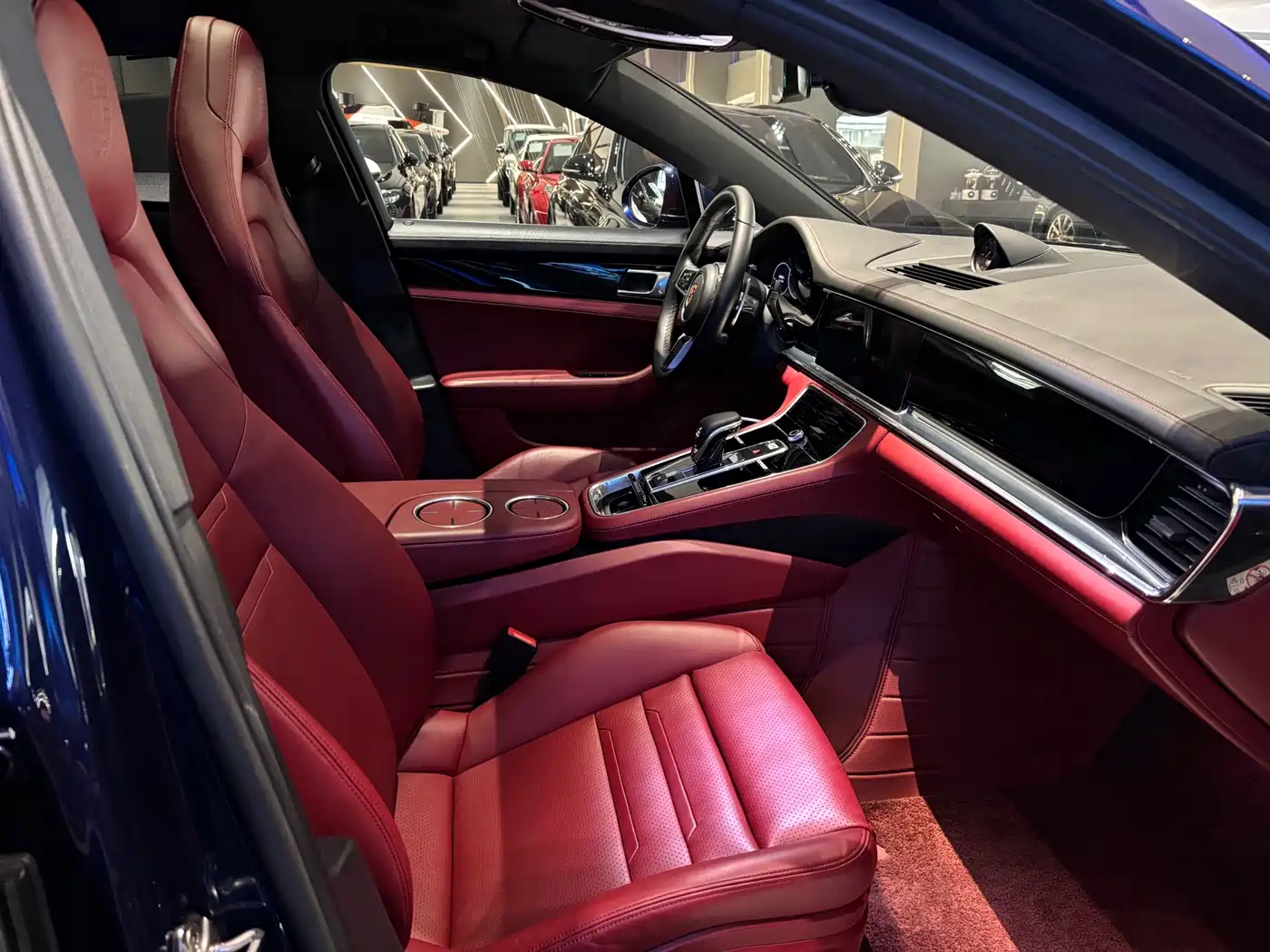Porsche Panamera 2019 Panamera Executive Long Wheelbase 2.9T фото 19