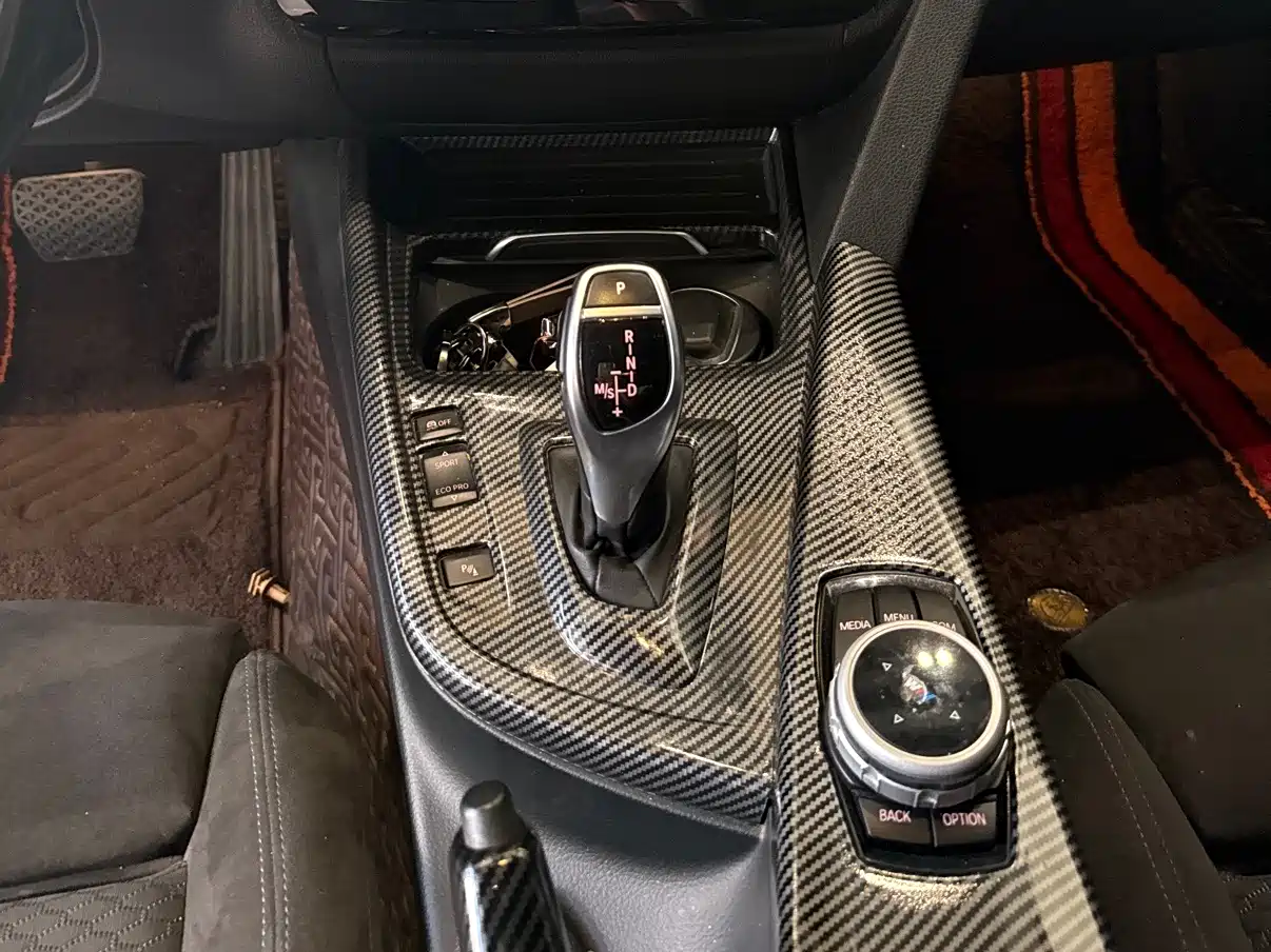 BMW 3 Series 2018 320i M Sport Package фото 11