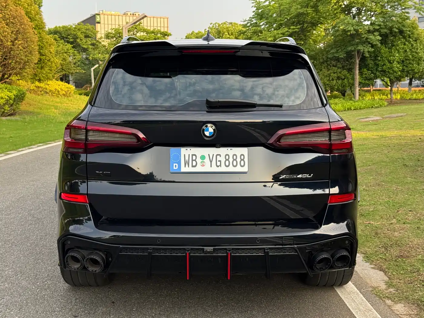 BMW X5 2022 Model xDrive 40Li M Sport Package фото 4
