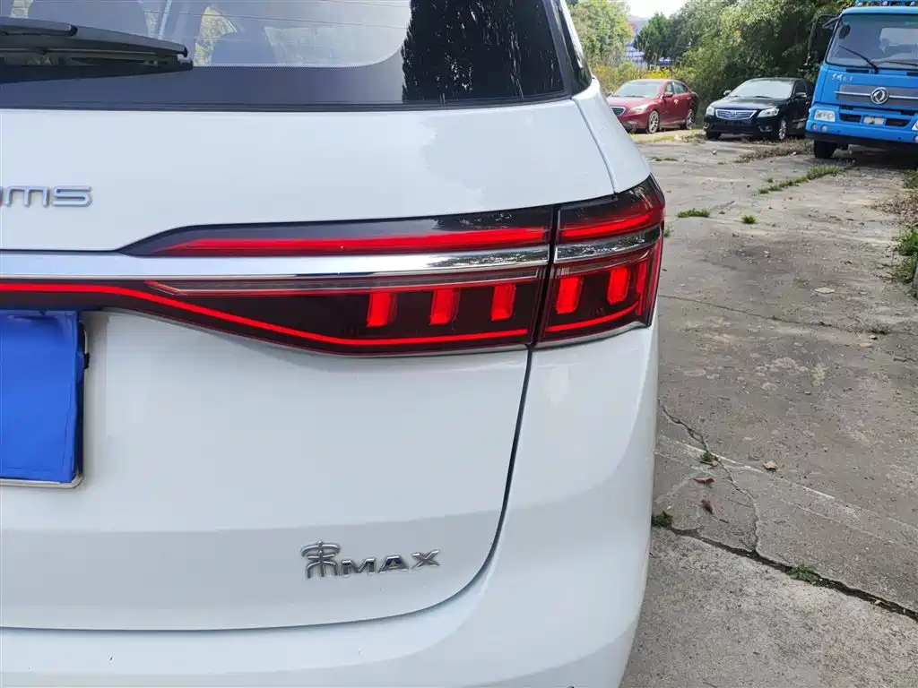 BYD Song MAX 2021 Upgrade 1.5T Automatic Premium Edition 6-Seater фото 8