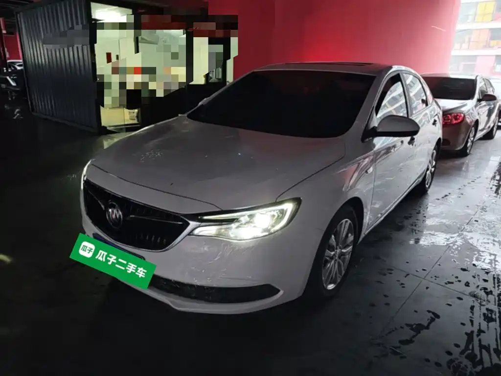 Photo 1 - Buick Excelle
