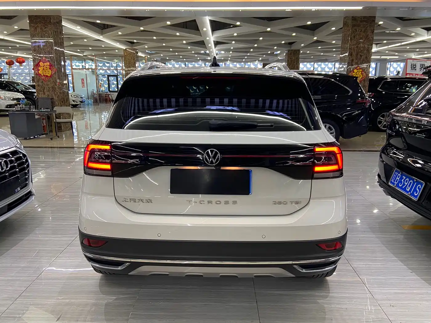 Volkswagen T-Cross 2022 280TSI DSG Comfort Edition фото 5