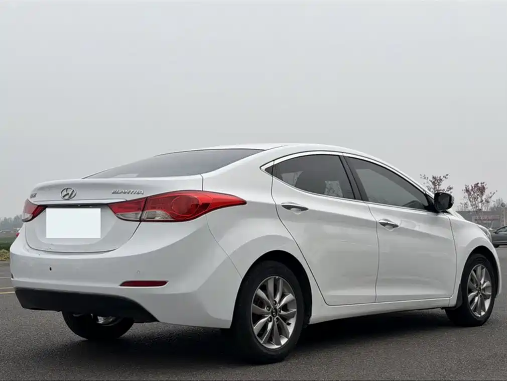 Hyundai Langdong 2015 1.6L Manual Premium фото 23