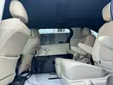 Фото 7 - Toyota Granvia