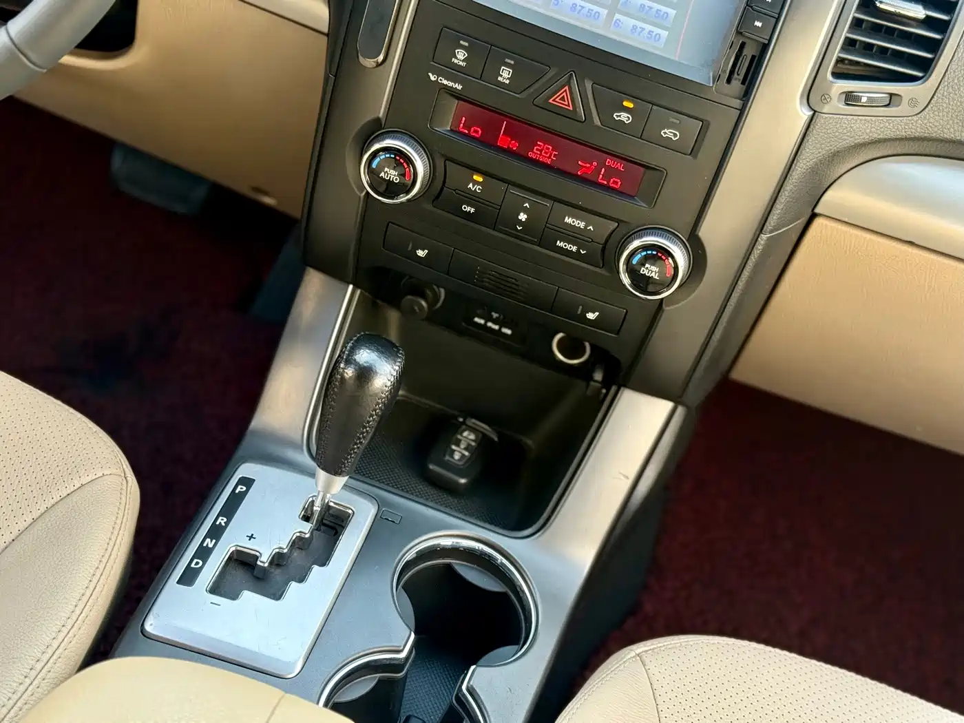 Kia Sorento 2013 2012 2.2T Diesel Luxury Edition