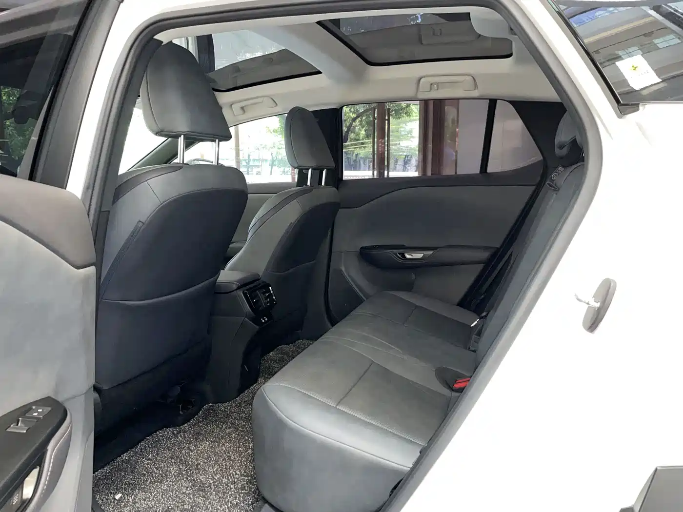 Lexus RZ 2023 2023 450e 4WD Deluxe