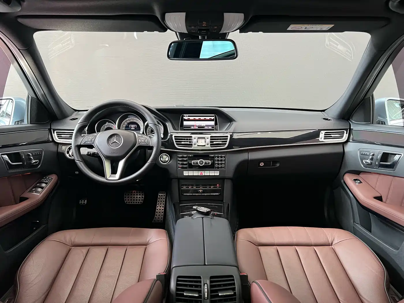 Mercedes-Benz E-Class 2015 E 260 L Sport Luxury фото 22