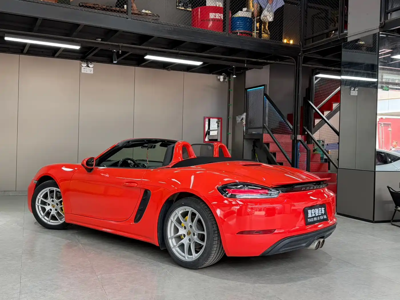 Porsche 718 2018 Boxster 2.0T фото 6