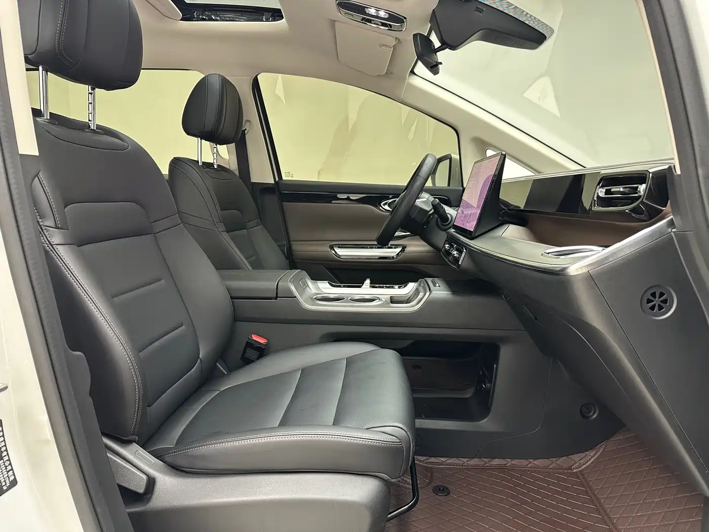 GAC Trumpchi Trumpchi E8 NEV 2024 150km PRO фото 10