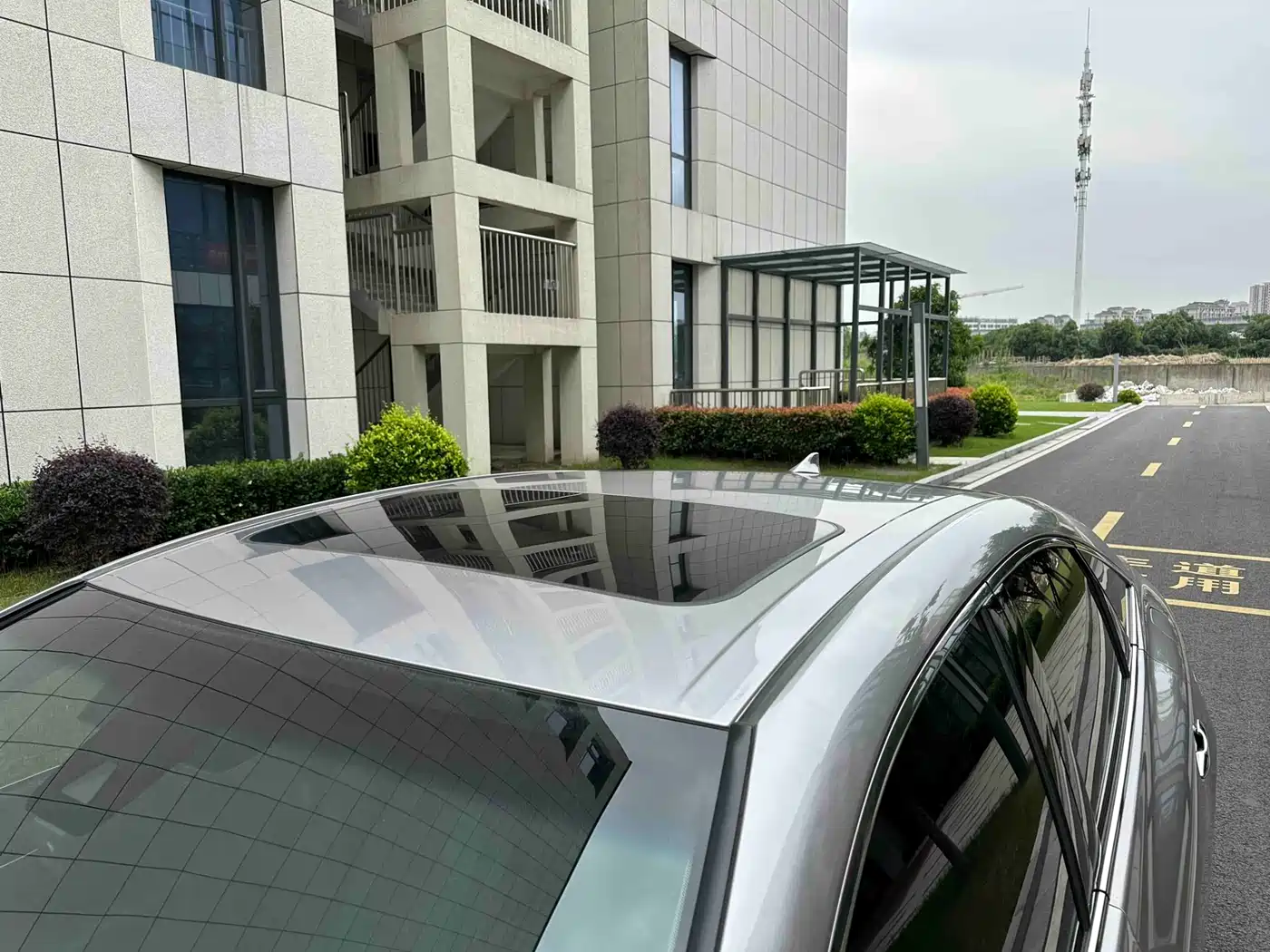 Toyota Avalon 2022 2.0L Luxury Edition фото 22