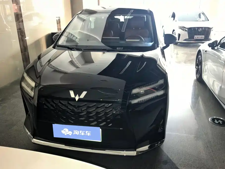 Фото 2 - Wuling Motors Xingguang 730 New Energy