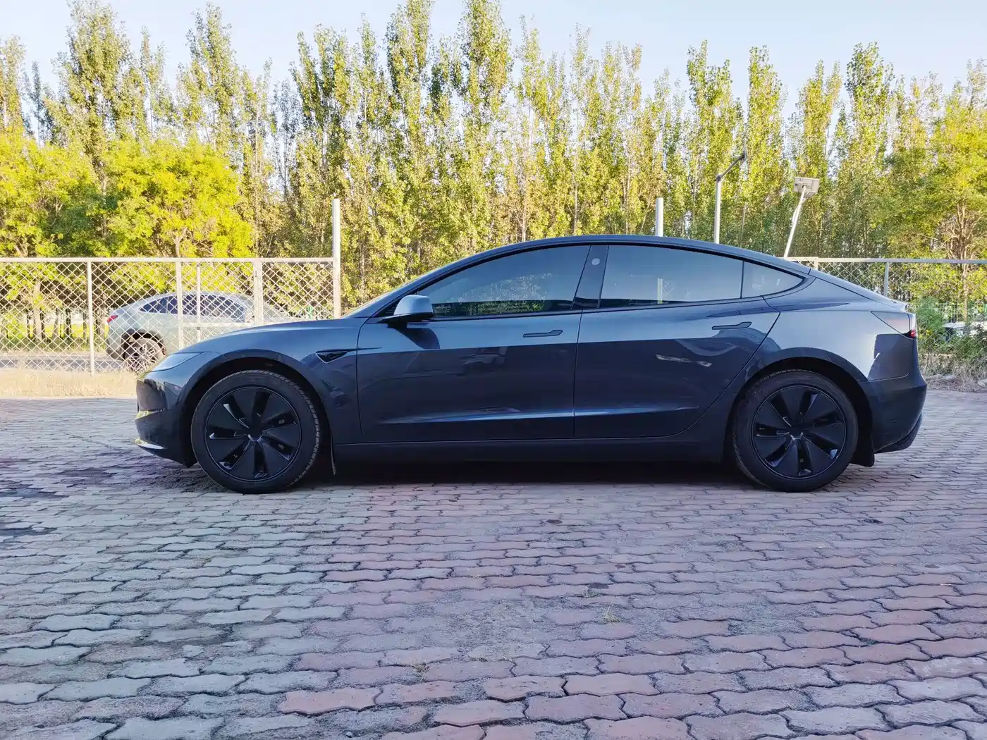 Tesla Model 3 2026 2025 Model Year Facelift Long Range Rear-Wheel Drive