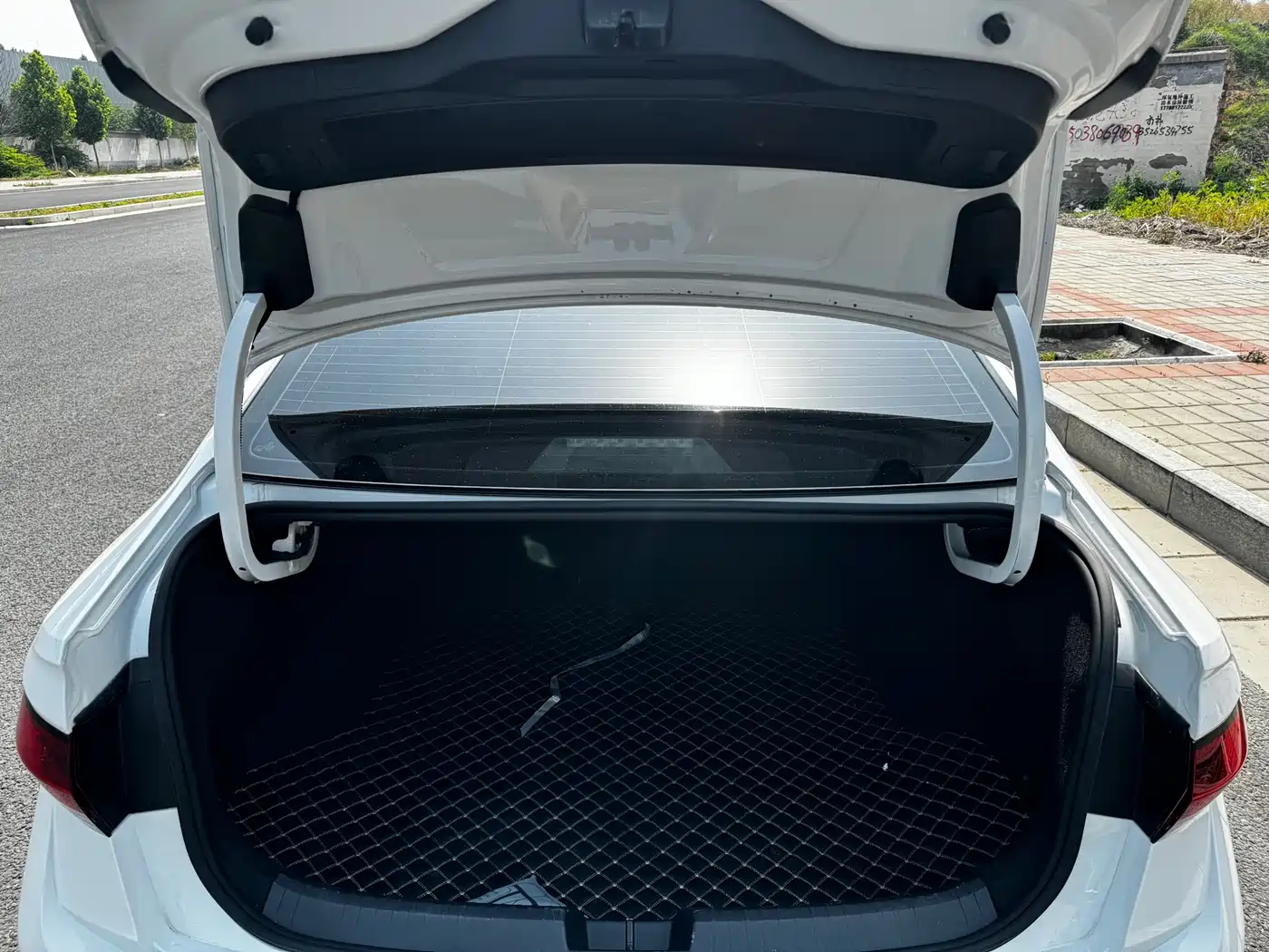 Volkswagen Sagitar 2024 300TSI DSG Surpass Edition фото 24