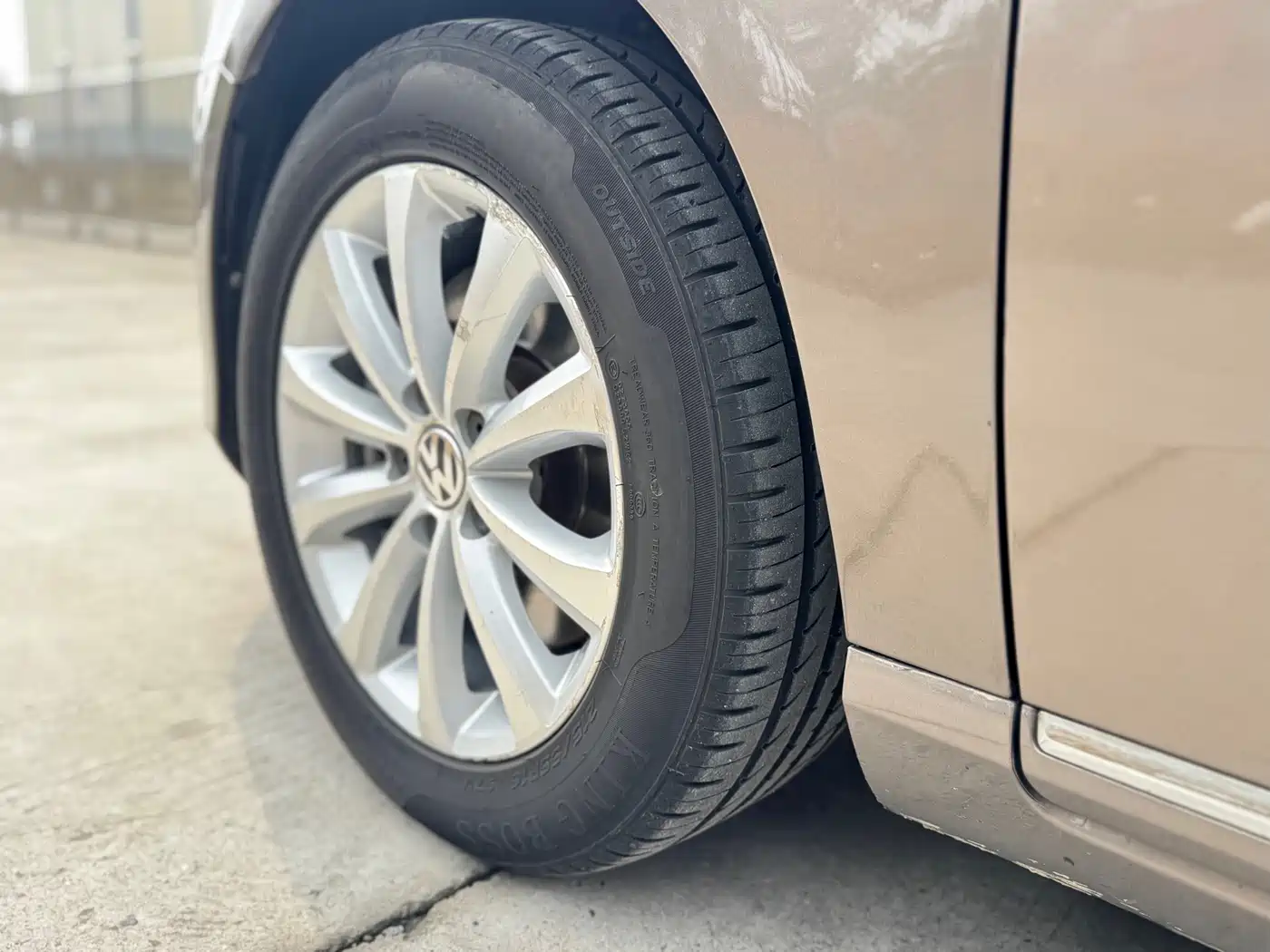 Volkswagen Magotan 2015 Facelift 1.8TSI Luxury фото 10