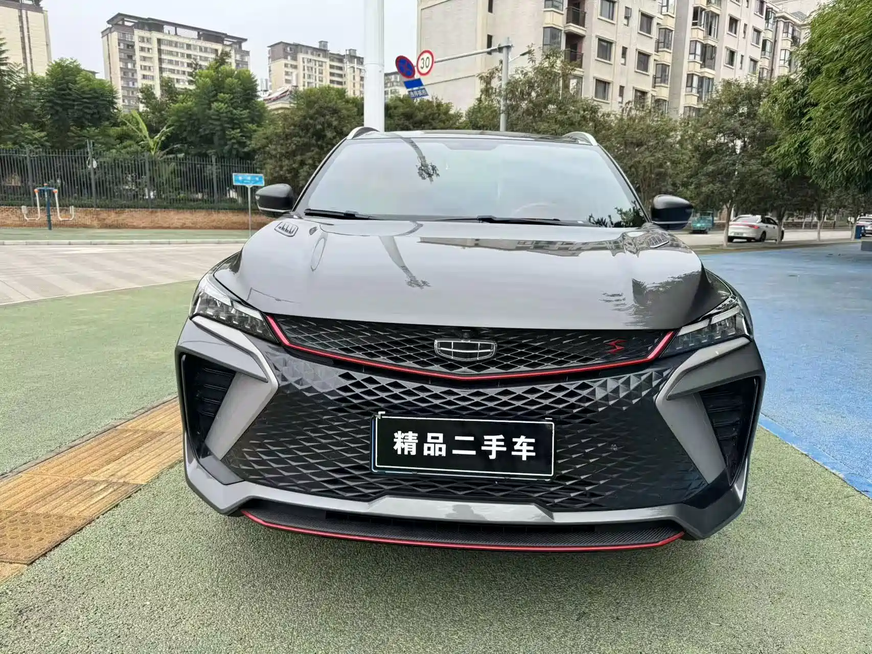 Фото 2 - Geely Coolray