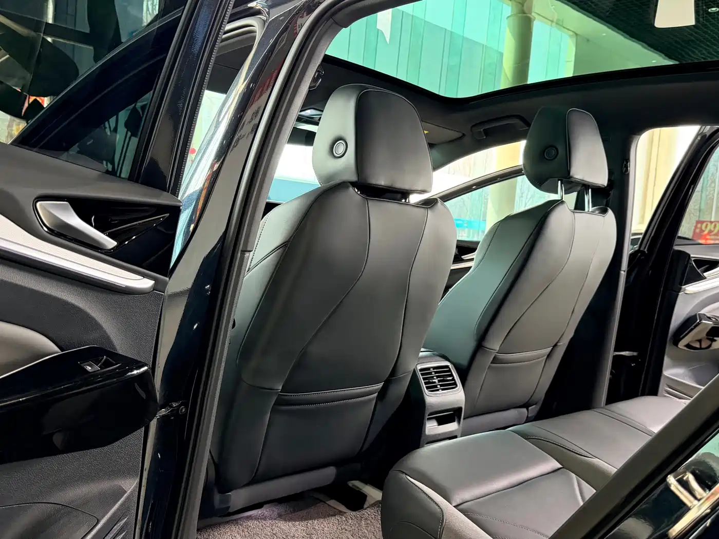 VOLKSWAGEN ID.4 CROZZ