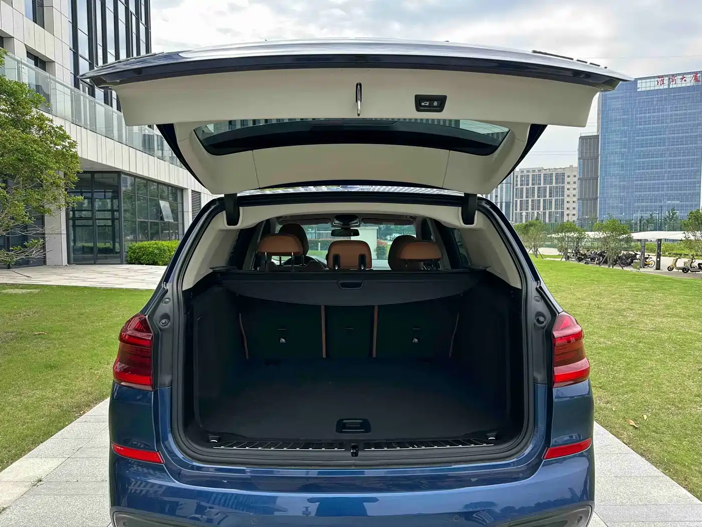 BMW X3 2018 xDrive30i Leading M Sport Package China V фото 26