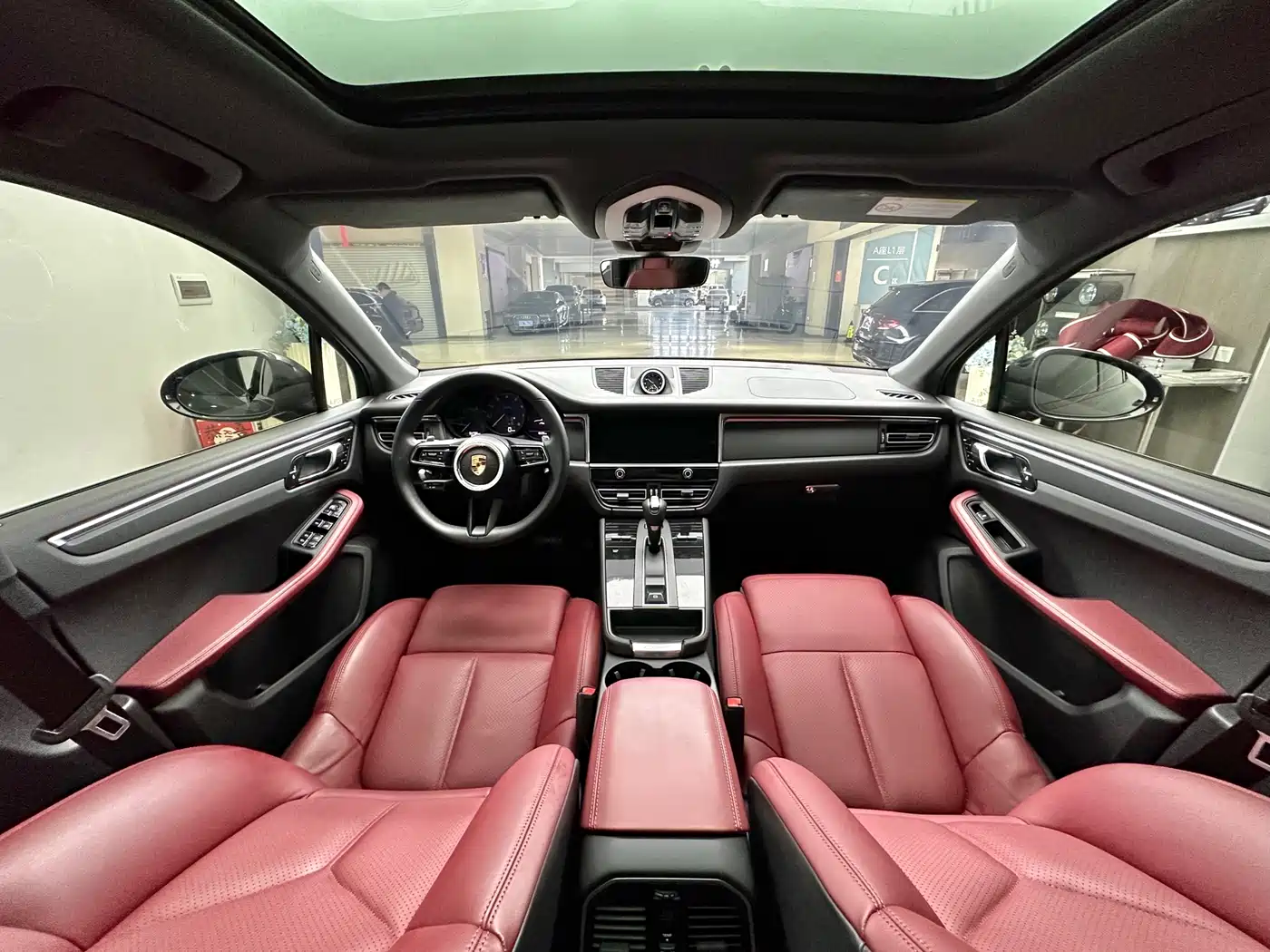 Porsche Macan 2022 Macan 2.0T фото 9