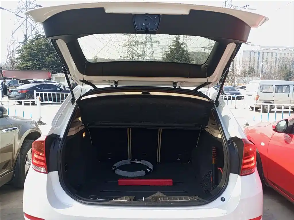 BMW X1 2015 Model sDrive18i Leading Advanced Edition фото 15