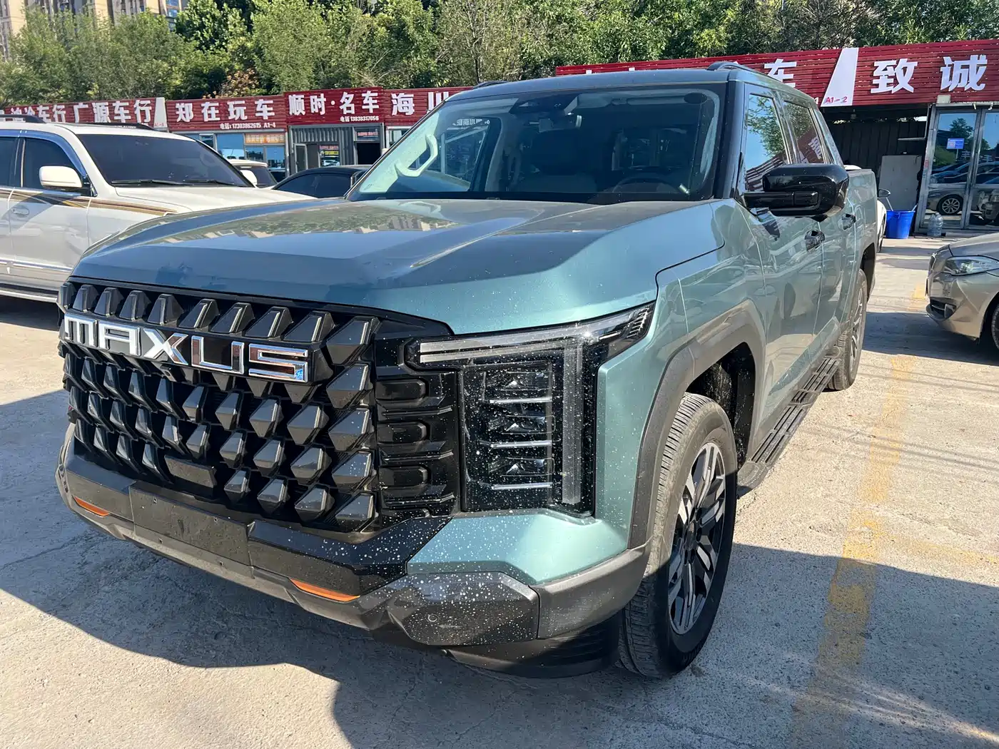 SAIC Maxus Interstellar X 2025 2.5T Flagship Edition