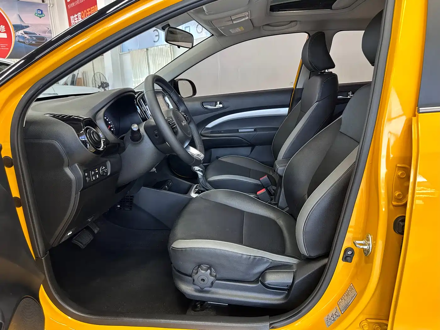 Kia KX1 2021 1.4L CVT Sunroof Version фото 15