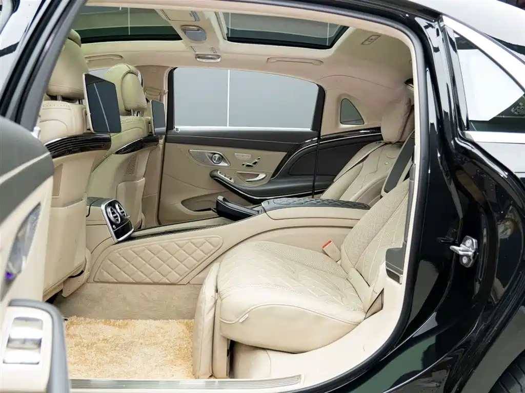Mercedes-Benz Maybach S-Class 2018 Model S 680 фото 12
