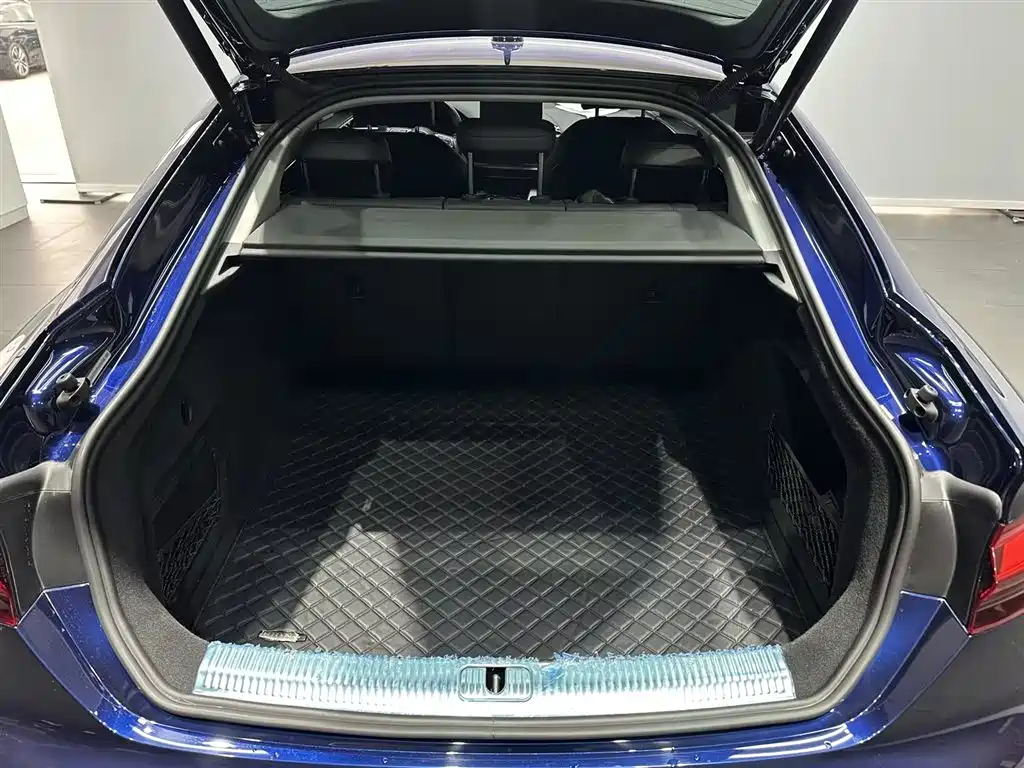 AUDI A5 (IMPORT)