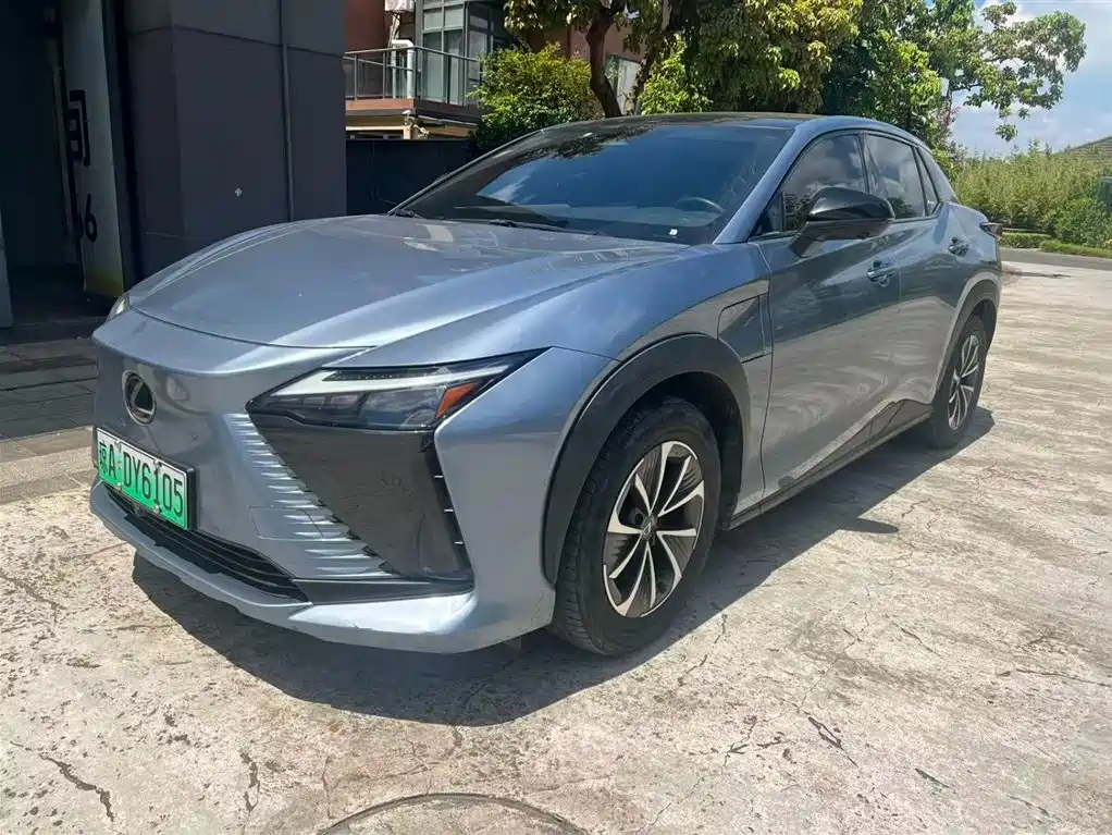 Lexus RZ 2023 450e 4WD Deluxe