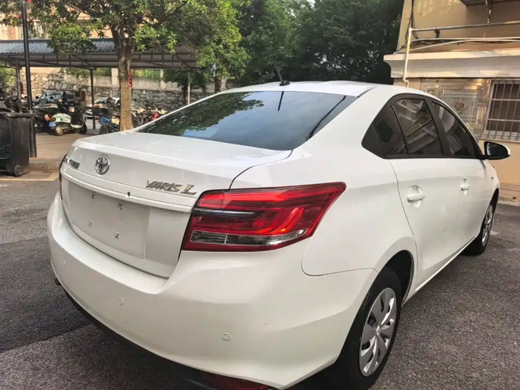 Toyota YARiS L Zhi Xiang 2017 1.5E CVT Charming Edition фото 7