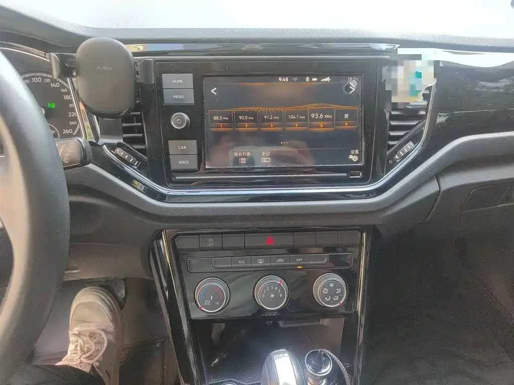 Volkswagen T-ROC 2019 280TSI DSG 2WD Comfort Version China VI фото 6