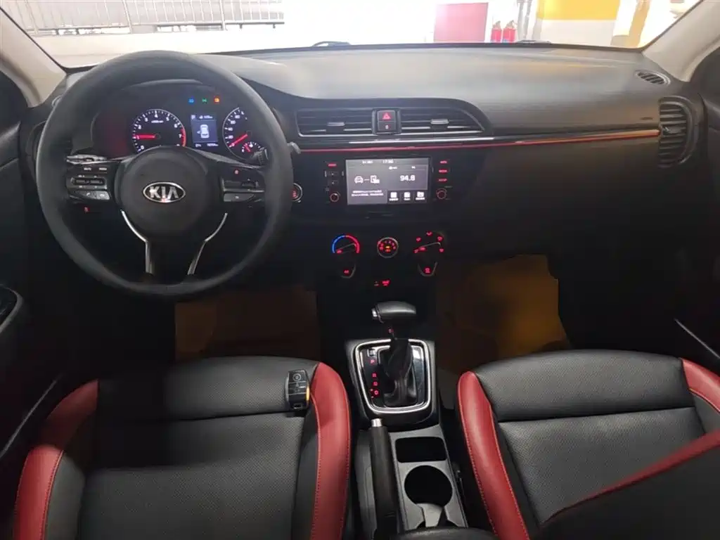 Kia KX CROSS 2018 1.6L Automatic Smart Sunroof Edition фото 10