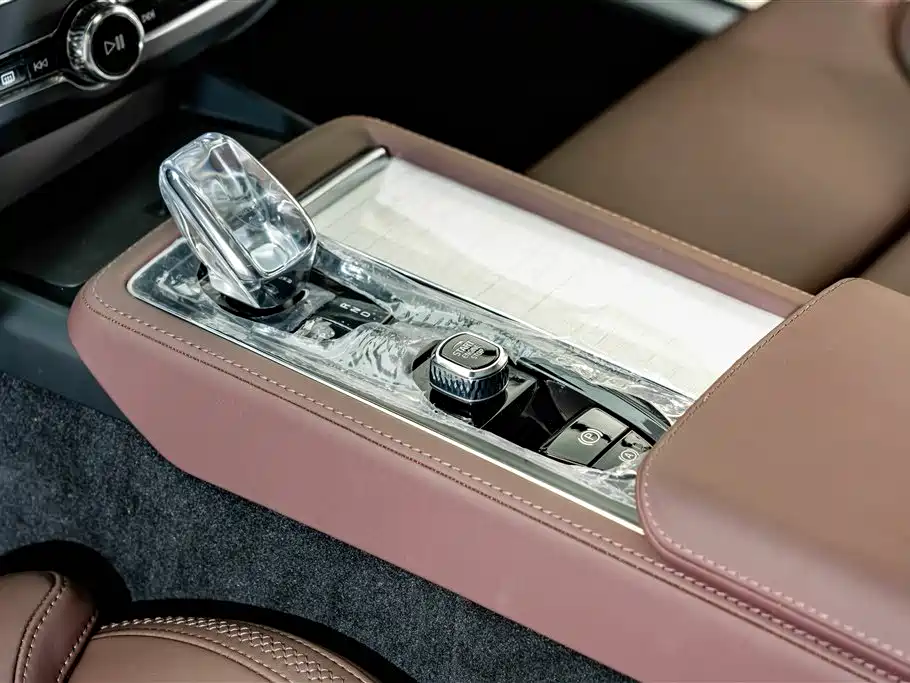 Volvo S90 2025 2026 B5 Zhiyuan Luxury Edition