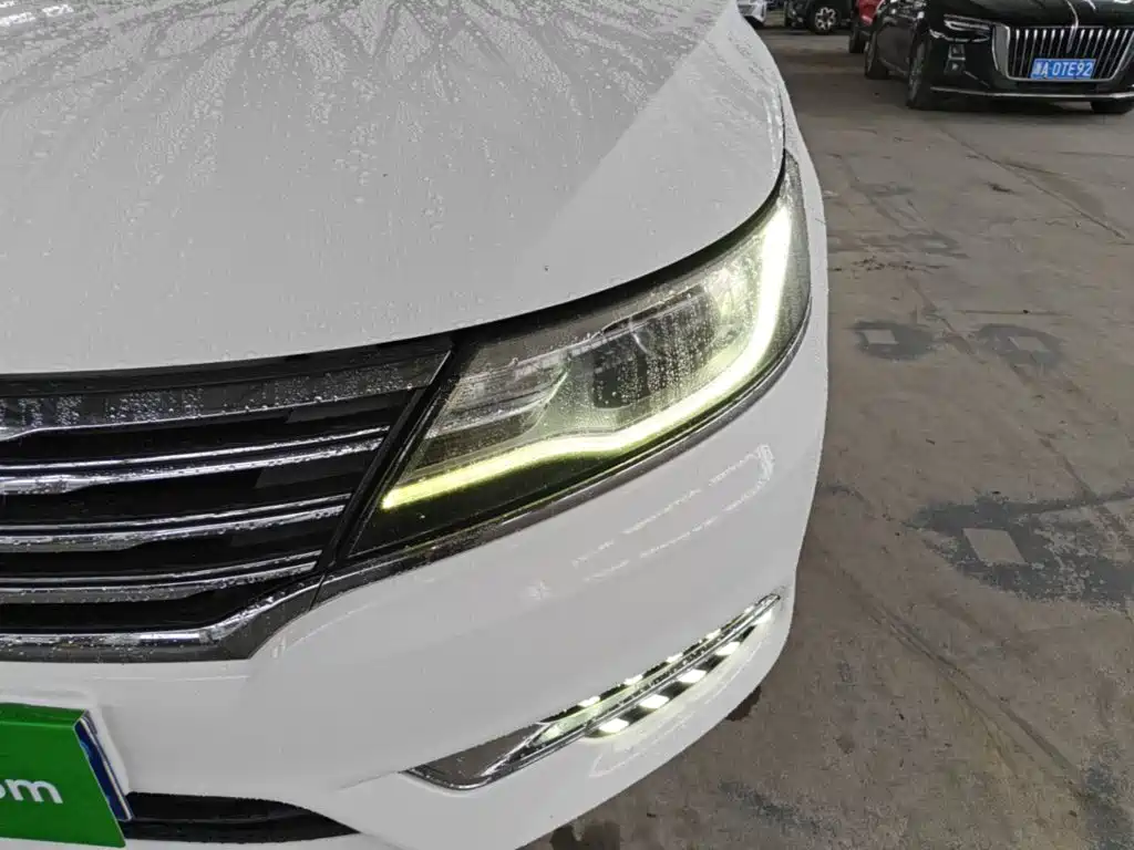 Roewe i6 2018 2018 20T Automatic Flagship Edition