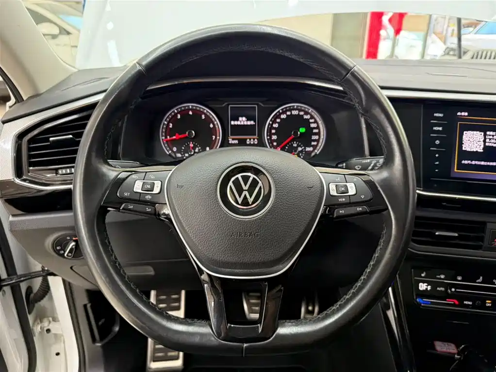 Volkswagen Tayron 2022 280TSI 2WD Luxury Smart Connect Edition фото 9