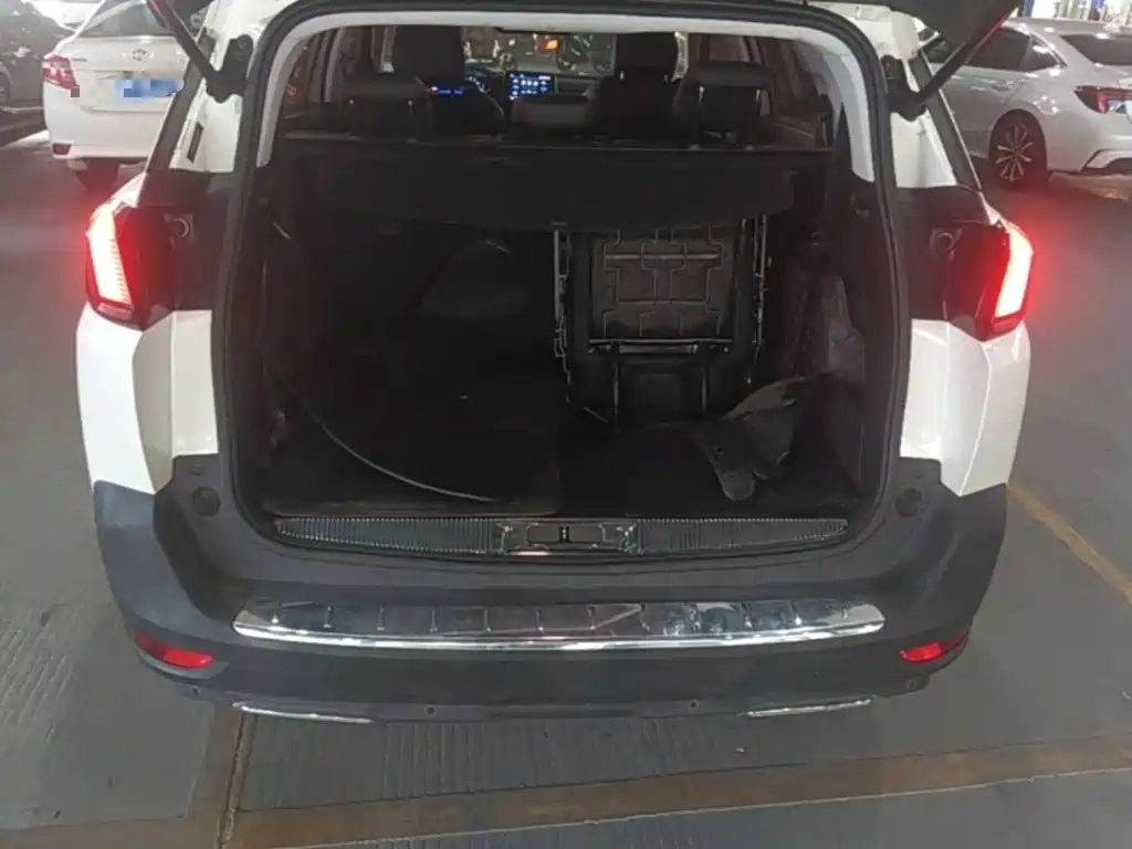 Peugeot 5008 2018 2017 350THP 7-seat Elite Edition