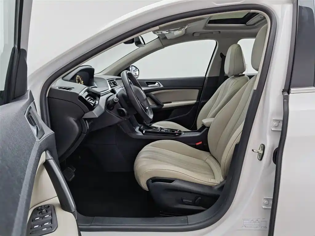 Peugeot 408 2022 1.6T Dream Chaser Edition фото 10