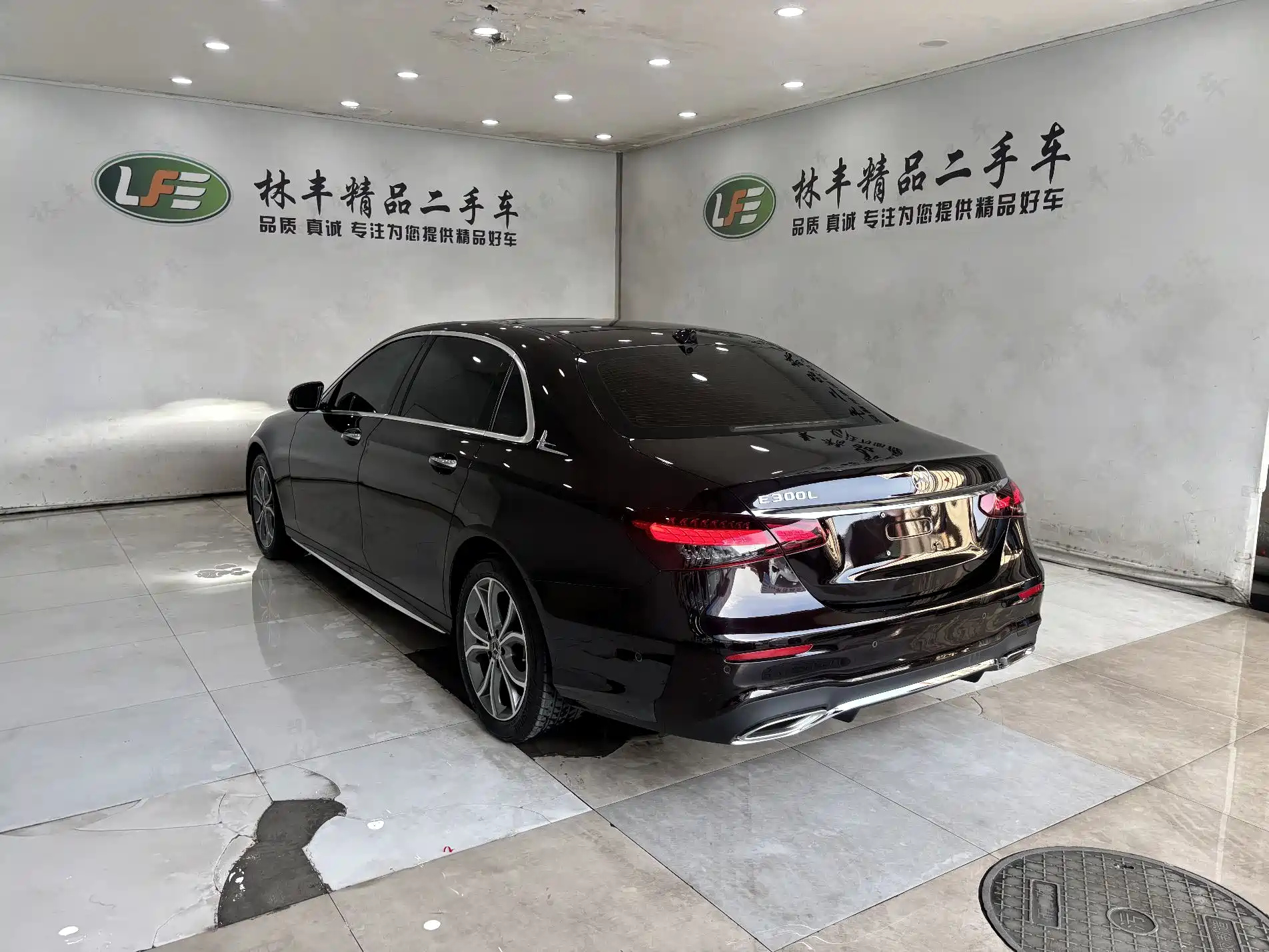 صورة 5 - Mercedes-Benz E-Class