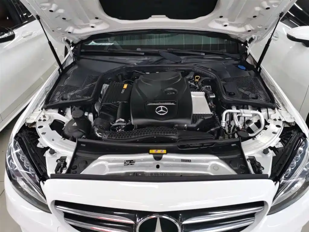 Mercedes-Benz C-Class 2017 Facelift C 200 Sport Edition фото 20