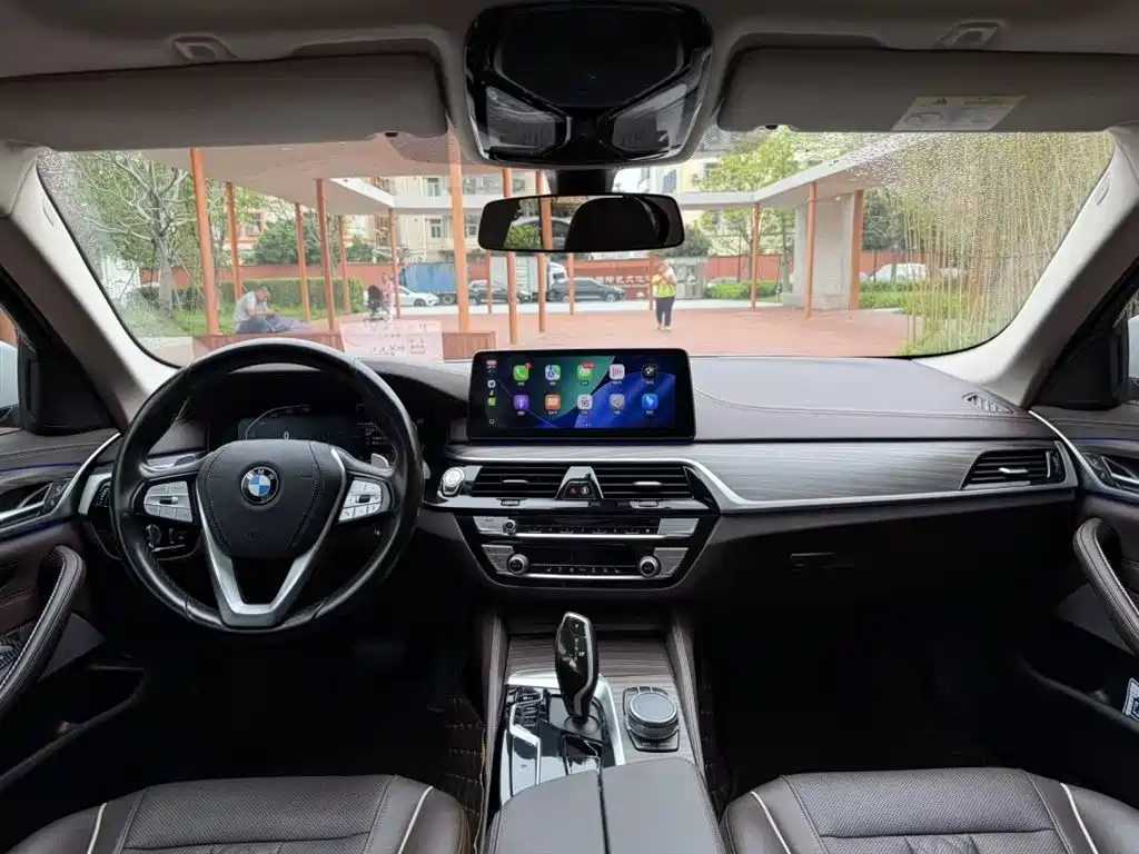 BMW 5 Series 2021 530Li Leading M Sport Package фото 5