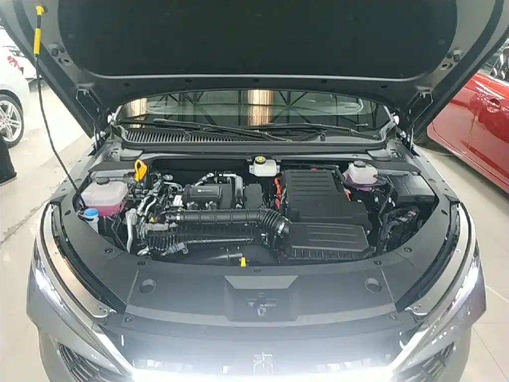 BYD Qin L 2025 DM-i Smart Drive Edition 80KM Leading фото 20