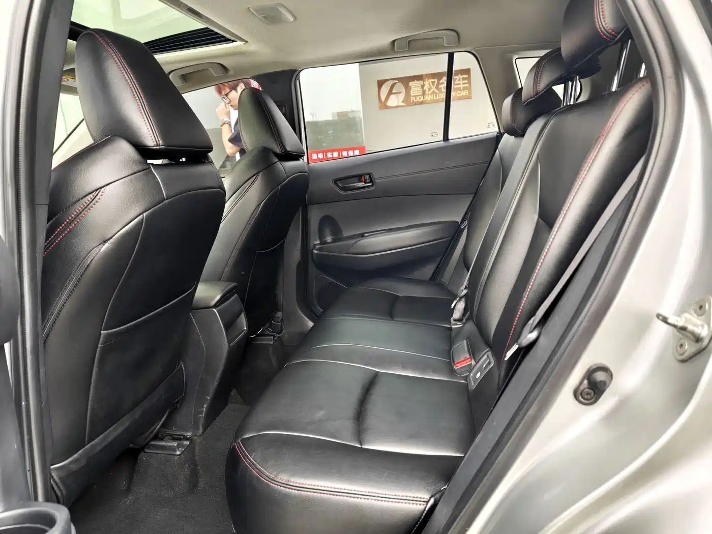 Toyota Frontlander 2022 2.0L CVT Leading Edition фото 11