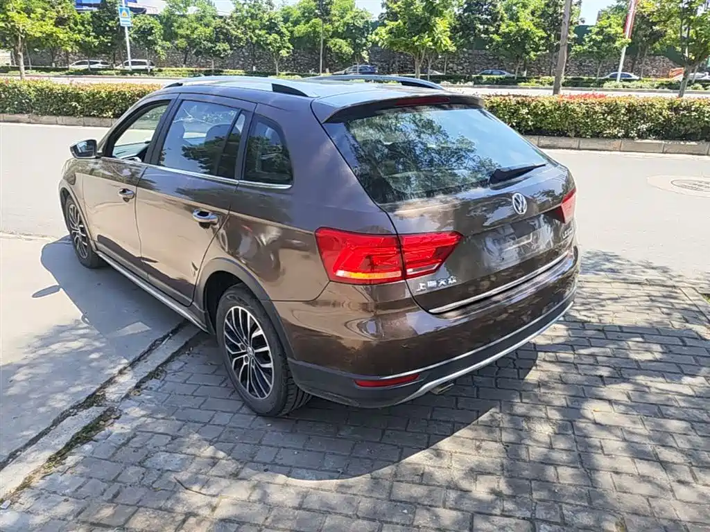 Volkswagen Gran Lavida 2014 1.6L Auto фото 5