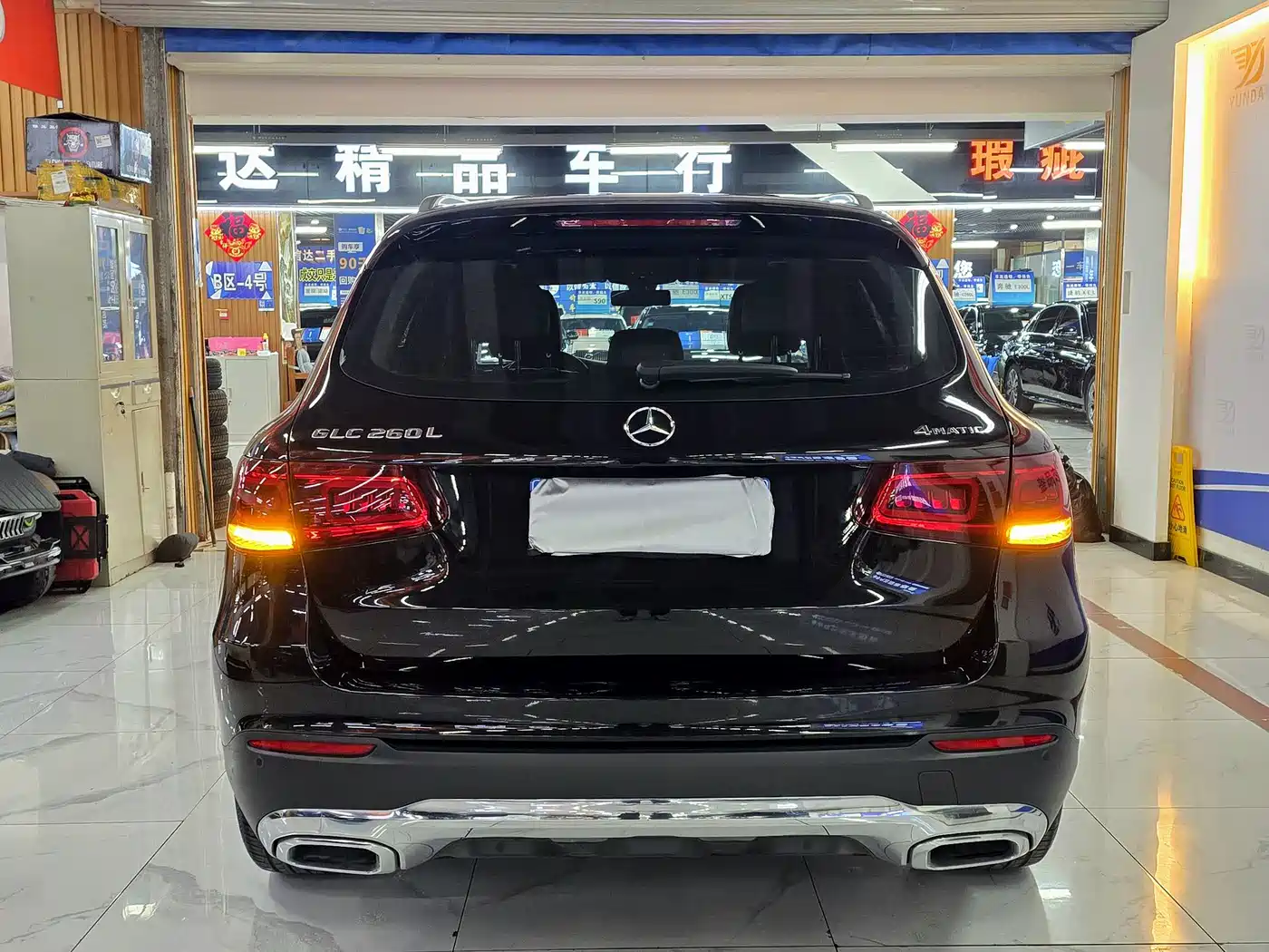 Mercedes-Benz GLC 2021 GLC 260 L 4MATIC Sporty фото 13